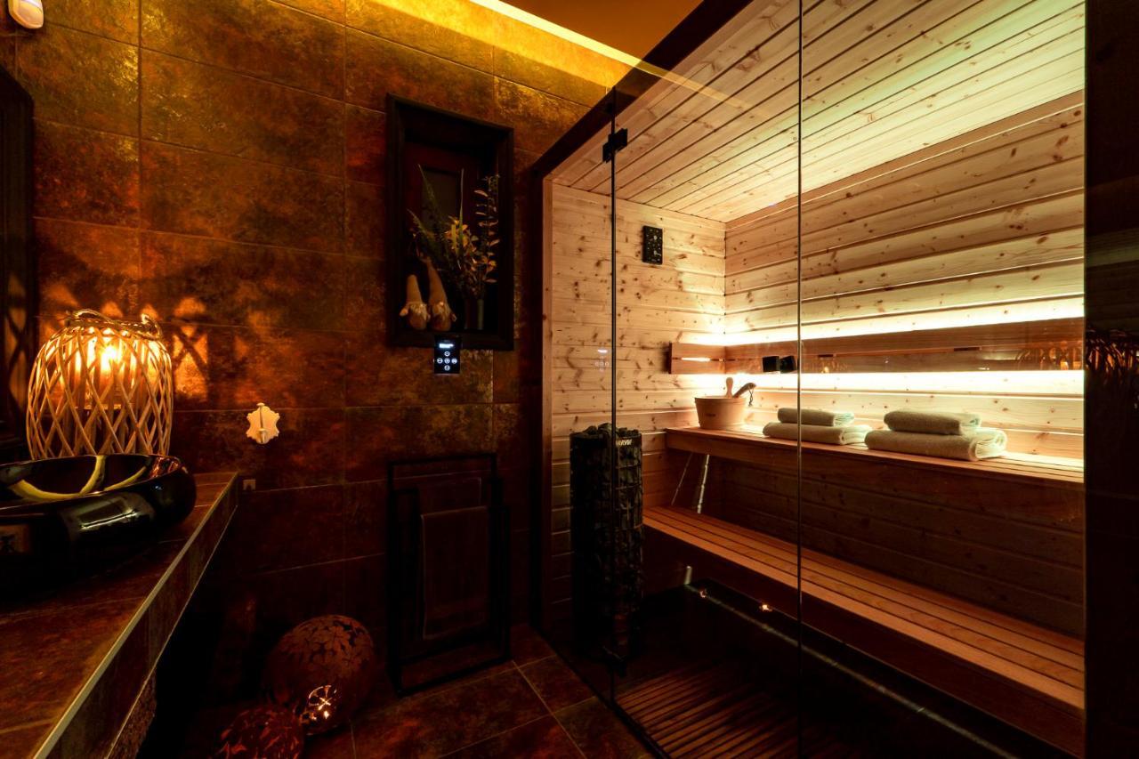 Spa Love Home Sauna Jacuzzi Romantyczny Dom Dla Pary Z Prywatnym Spa Ζιελόνα Γκόρα Εξωτερικό φωτογραφία